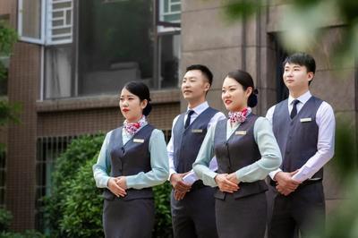 正黄集团汇德物业 温情服务，只为专注美好生活